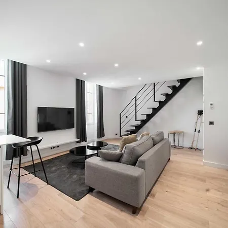 Charming Apartment For 4 People - Forville Market Cannes Exterior photo