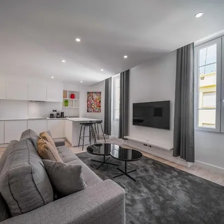 Charming Apartment For 4 People - Forville Market Cannes Exterior photo